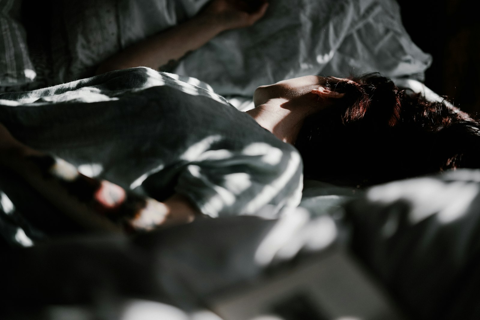 Why trying hard to fall asleep can keep you awake